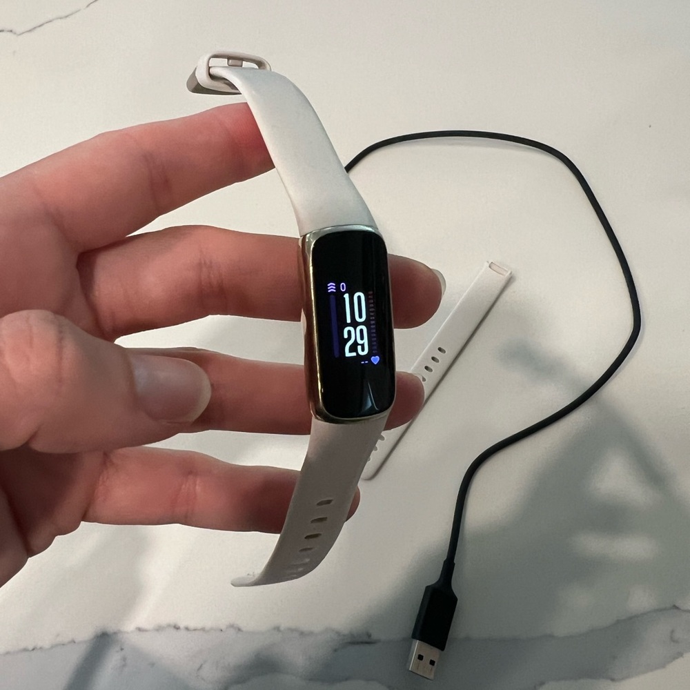 Fitbit Luxe Fitness & Wellness Tracker - Lunar White/Soft Gold Stainless Steel